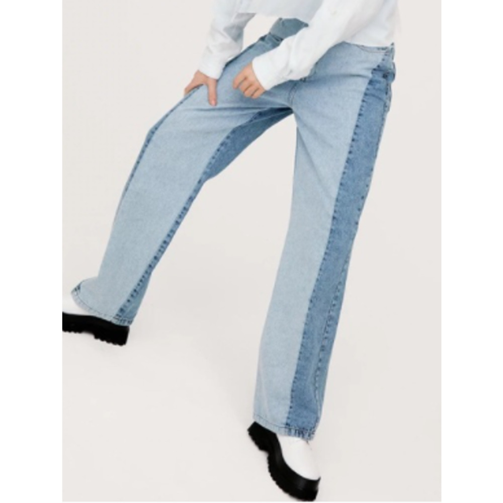 Nasty Gal Size 2 Contrast Straight Jeans
